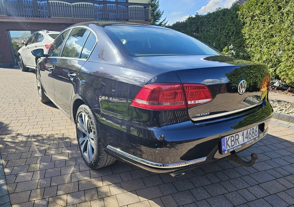 Volkswagen Passat cena 35999 przebieg: 179000, rok produkcji 2013 z Brzesko małe 106